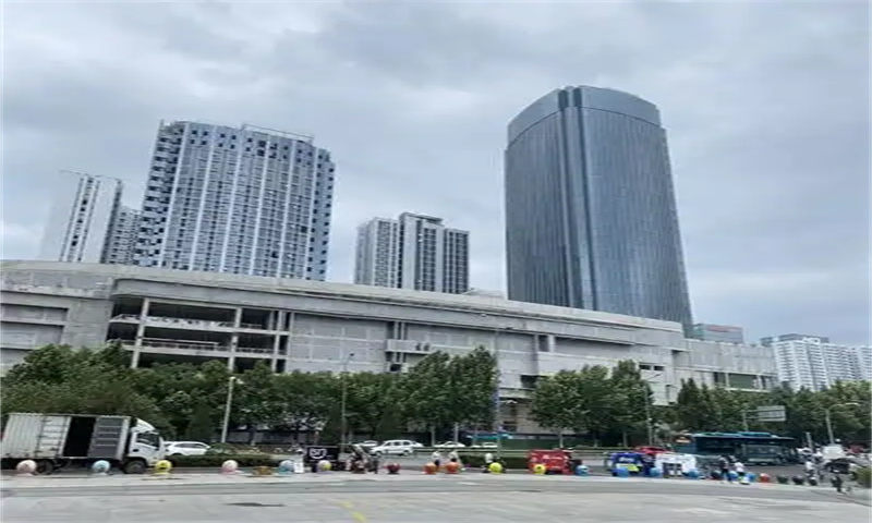 新闻稿：南京市栖霞区中垠广场——引领商务办公新潮流